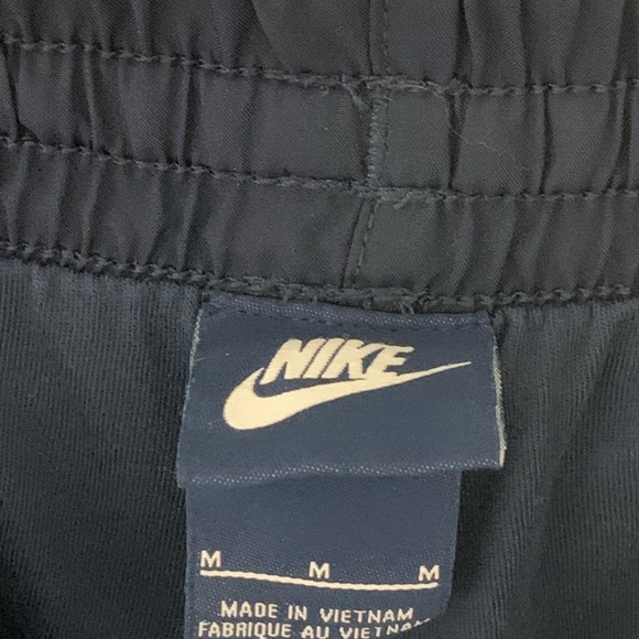 Boys lot of 2 sweats : Nike (M) polyester and Old Navy (L) cotton xlnt cond - Picture 3 of 11